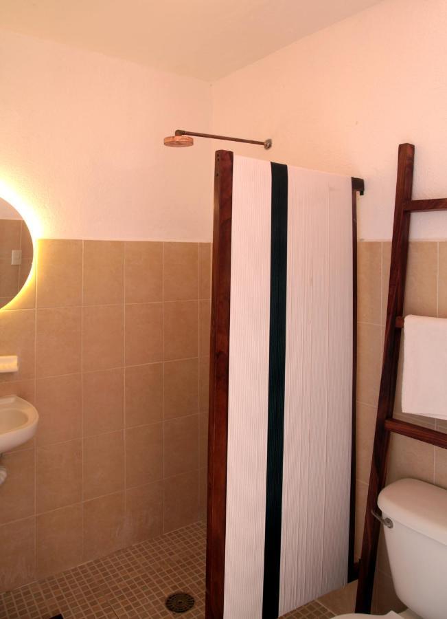 Hotel San Martin La Punta Пуэрто-Эскондидо Экстерьер фото